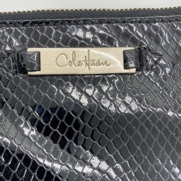 Cole Haan snakeskin clutch/wristlet Black - Picture 2 of 13